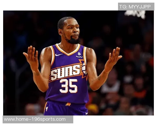 火箭队对引进杜兰特和布克表现出浓厚兴趣的最新消息